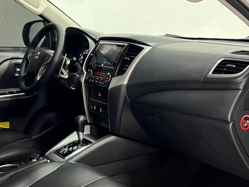 mitsubishi l200 triton sport hpes 202324