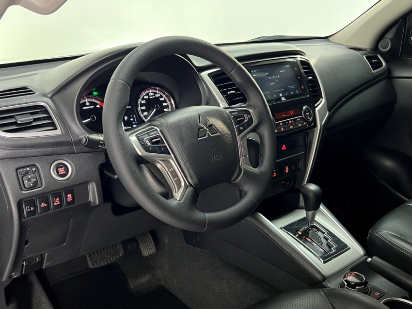 mitsubishi l200 triton sport hpes 20234
