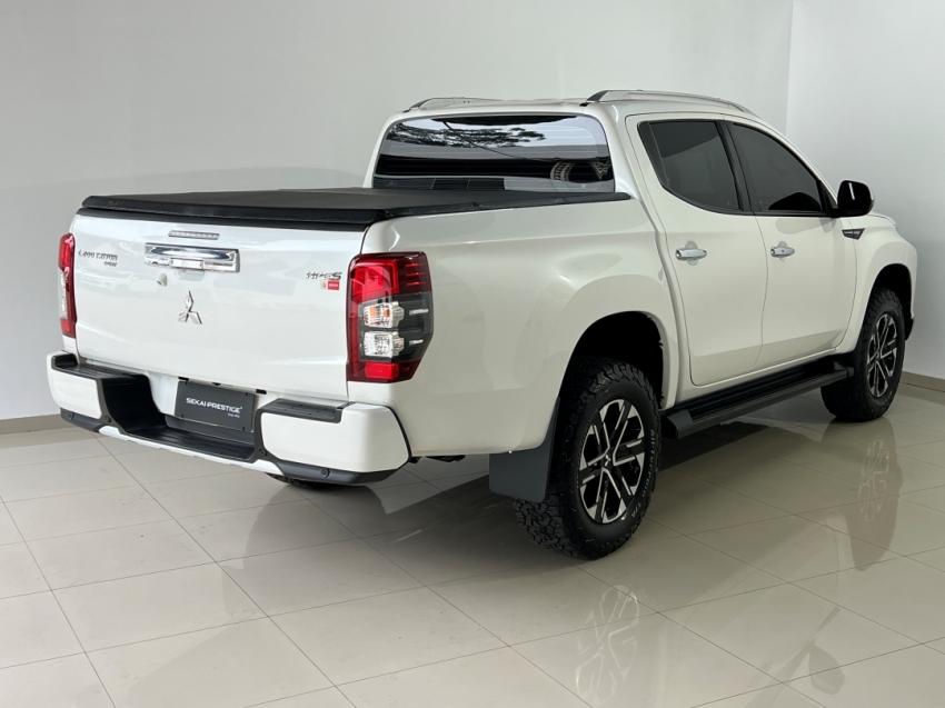 mitsubishi l200 triton sport hpes 20232