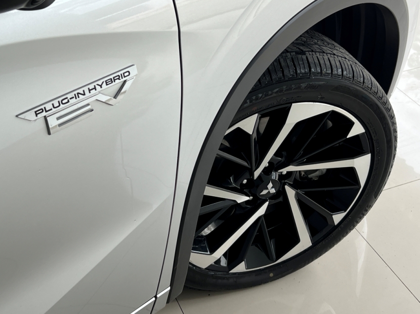 mitsubishi new outlander hpes phev 202620