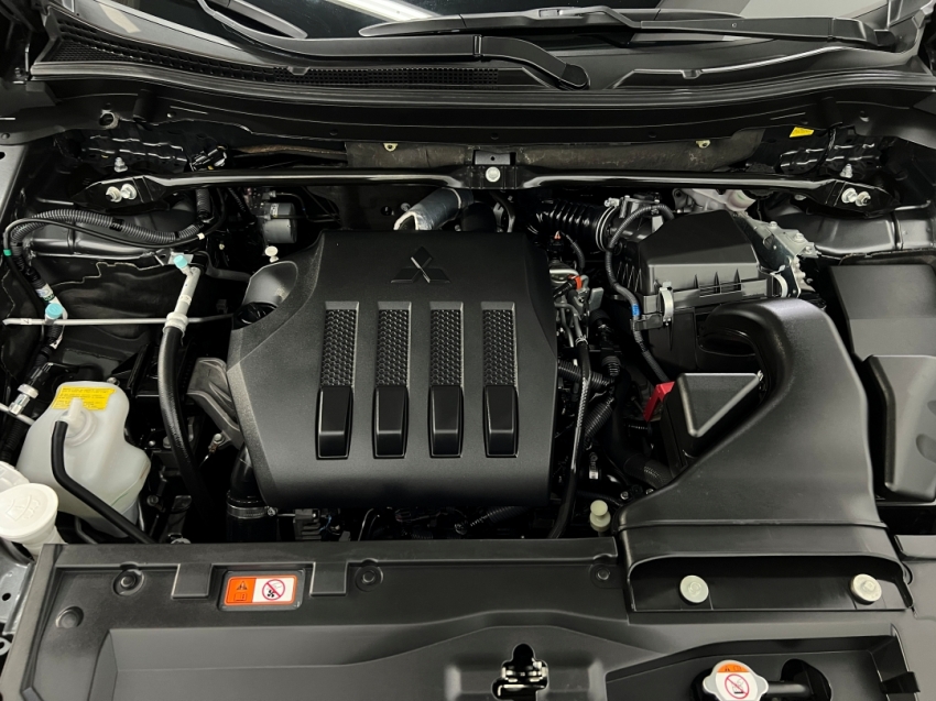mitsubishi eclipse cross hpes 202413