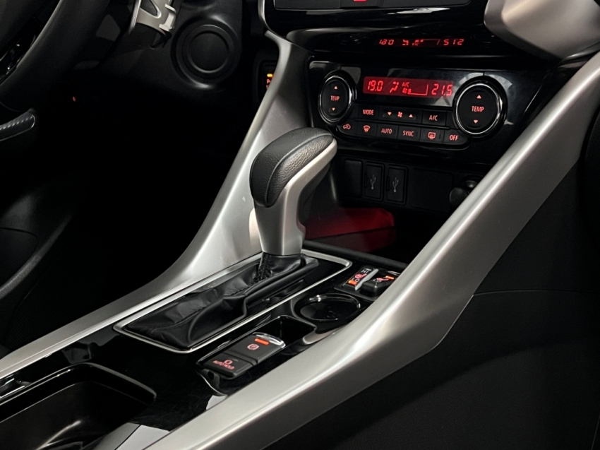 mitsubishi eclipse cross hpes 202424
