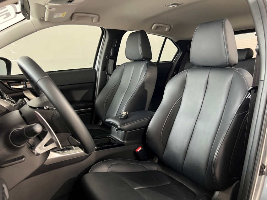 mitsubishi eclipse cross hpe 202511