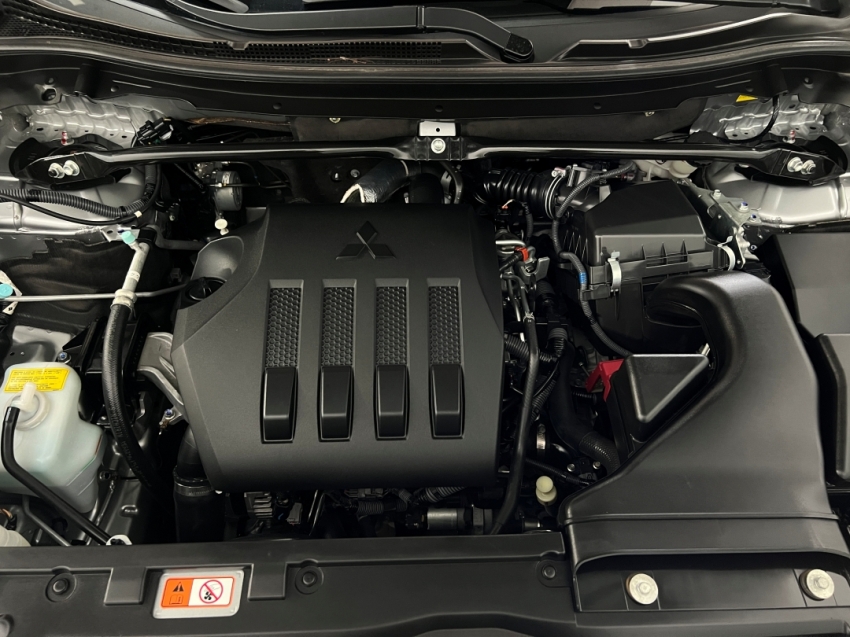 mitsubishi eclipse cross hpe 202513