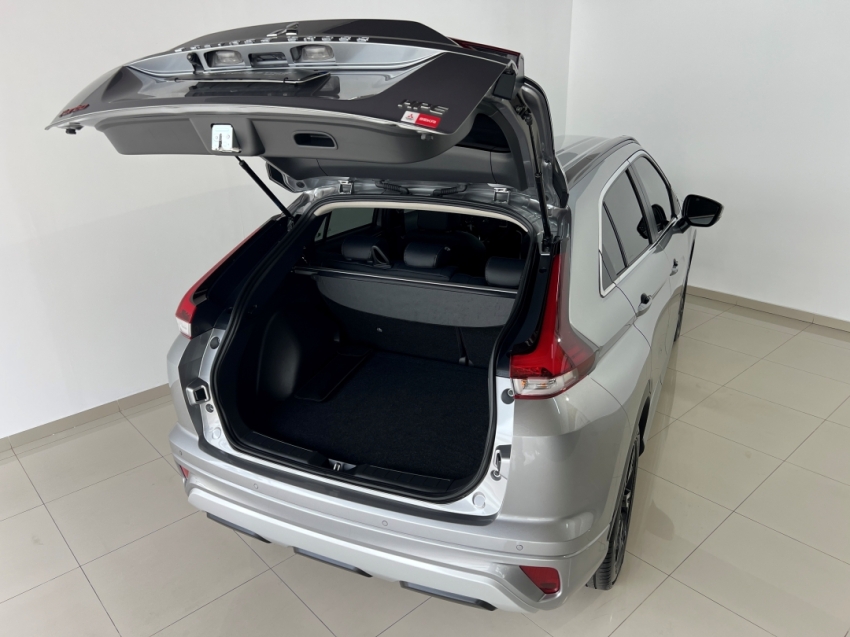 mitsubishi eclipse cross hpe 202516