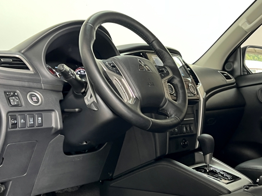 mitsubishi l200 triton sport hpes 202523