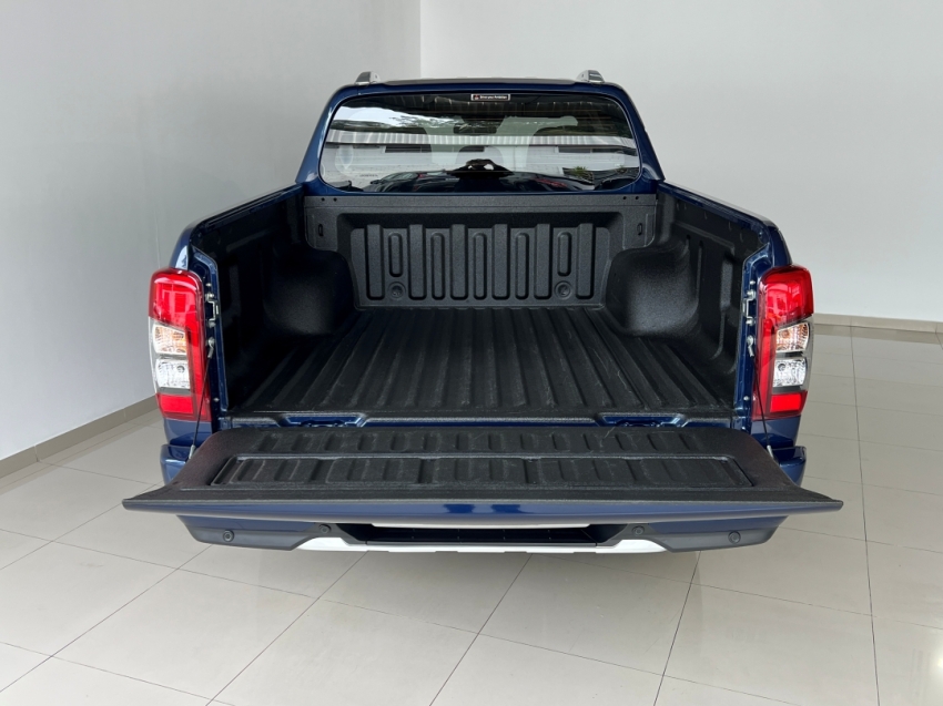 mitsubishi l200 triton sport hpes 202518