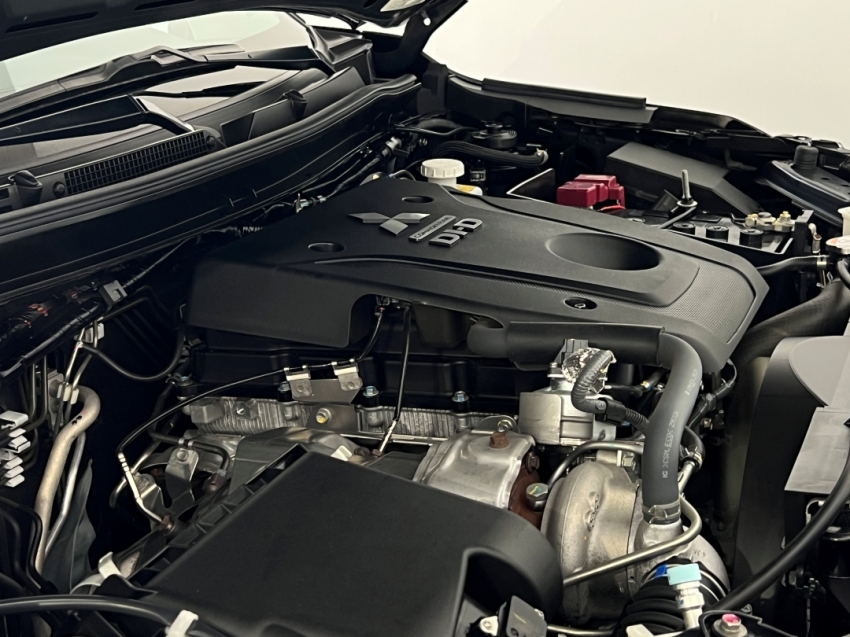 mitsubishi l200 triton hpes urban 202526
