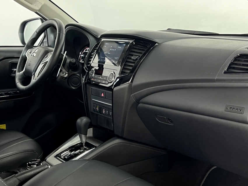 mitsubishi l200 triton hpes urban 202524