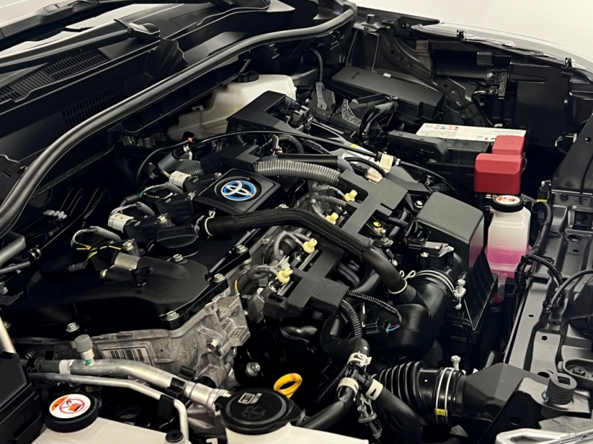 toyota corolla cross xrx hybrid 1.8 202425