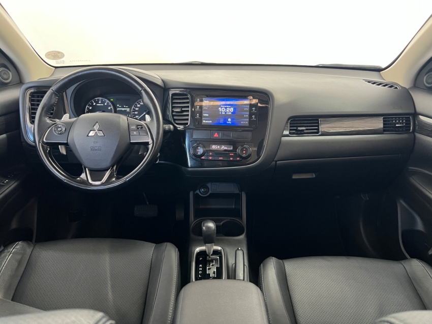 mitsubishi outlander 2.0 201610