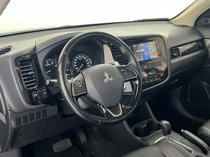 mitsubishi outlander 2.0 20164