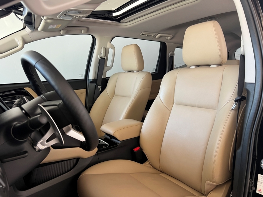 mitsubishi pajero sport legend 202512