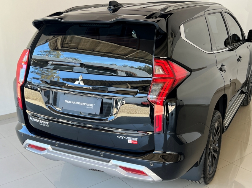 mitsubishi pajero sport legend 202523
