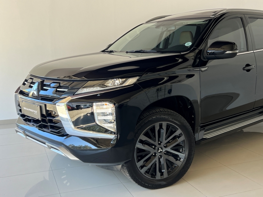 mitsubishi pajero sport legend 202516