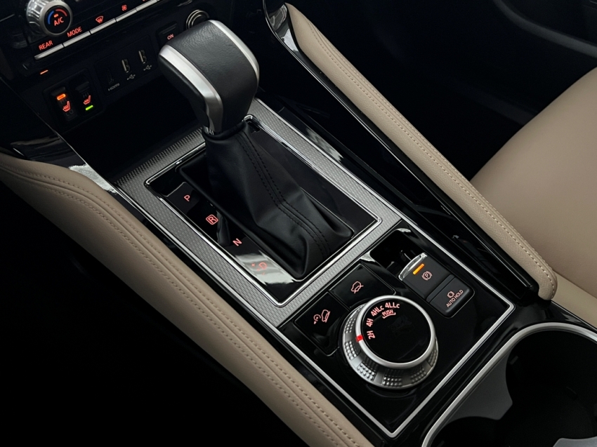 mitsubishi pajero sport legend 20259