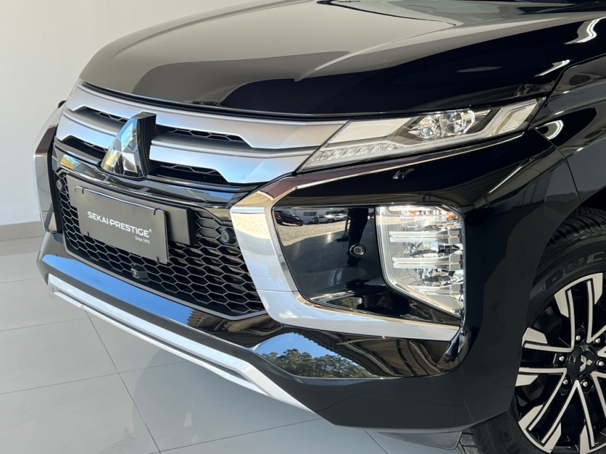 mitsubishi pajero sport hpes 202431