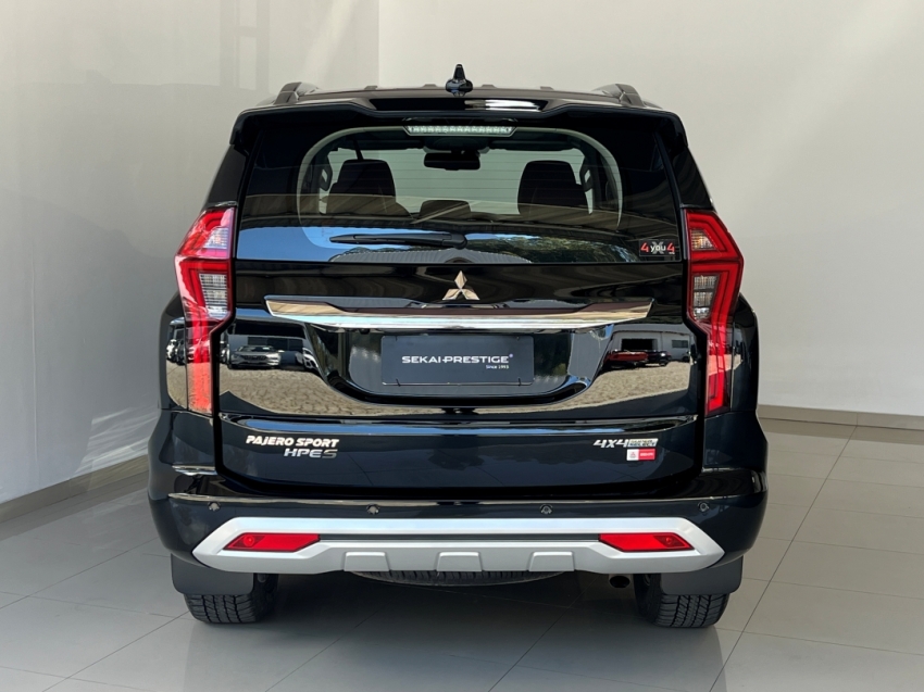 mitsubishi pajero sport hpes 20243