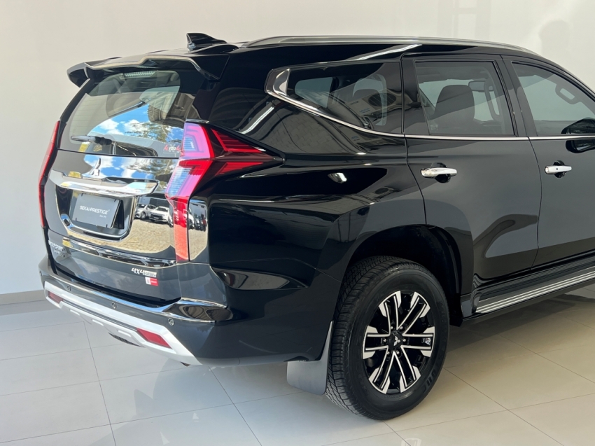 mitsubishi pajero sport hpes 202416