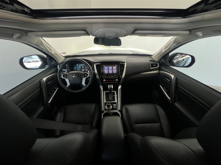 mitsubishi pajero sport hpes 202424