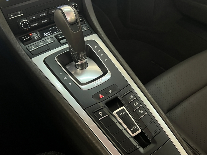 porsche 718 boxster 202411