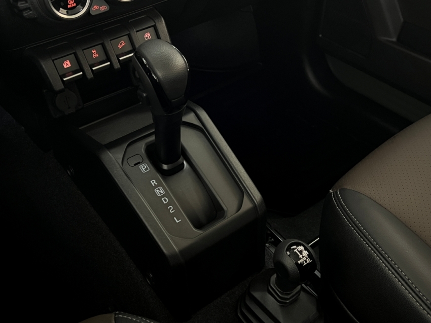 suzuki jimny sierra 4expedition 20259