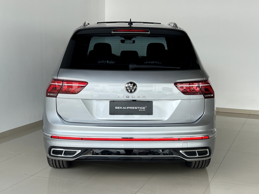 VOLKSWAGEM TIGUAN RLINE 20243