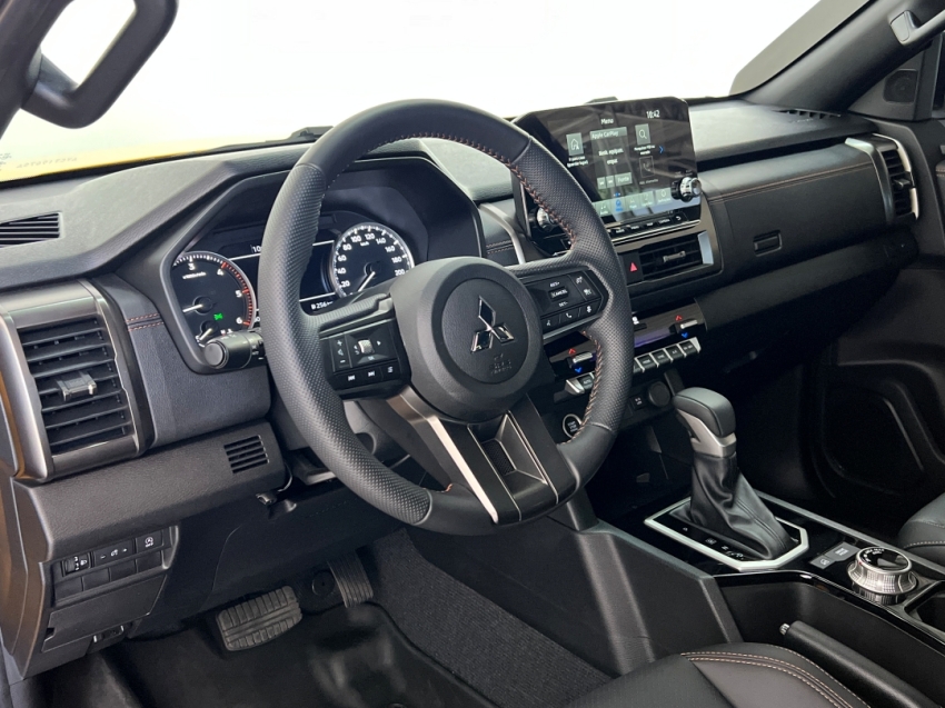 MITSUBISHI ALL NEW TRITON SAVANA 20274