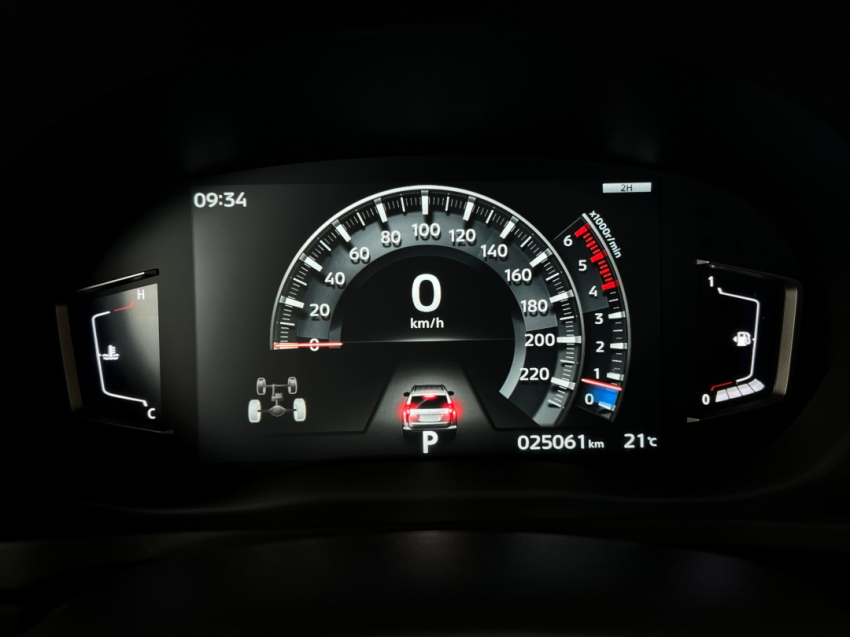 MITSUBISHI PAJERO SPORT HPES 20235