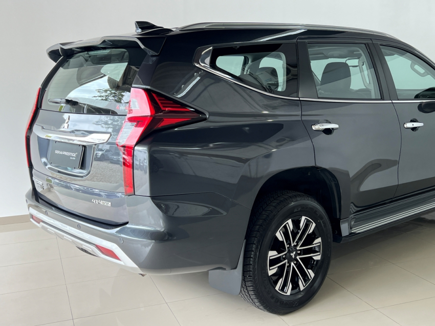 MITSUBISHI PAJERO SPORT HPES 202316