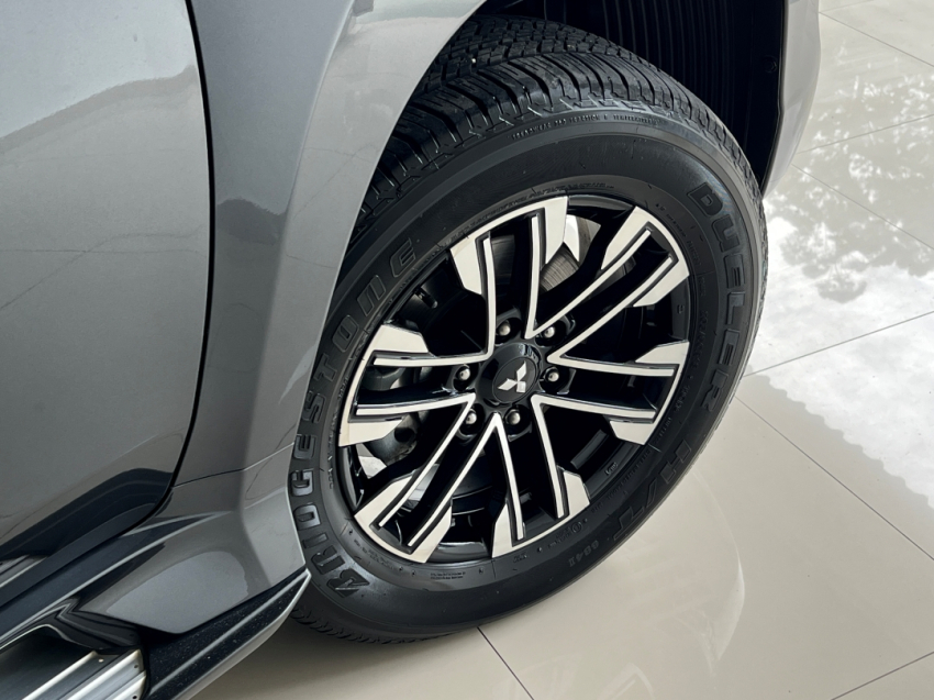 MITSUBISHI PAJERO SPORT HPES 202320