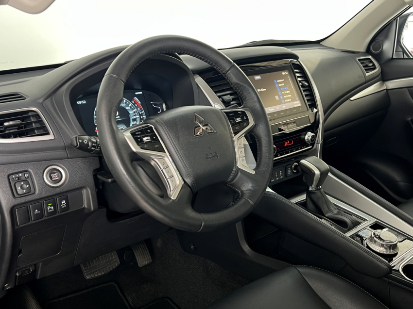 MITSUBISHI PAJERO SPORT HPES 20234