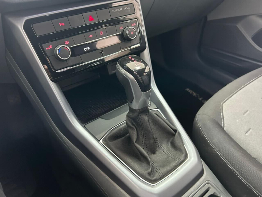 volkswagen t-cross 1.0 200 tsi total flex comfortline automatico 4p 202017