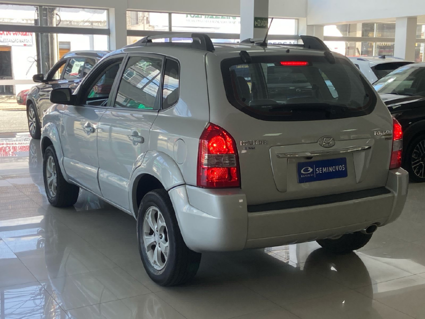 hyundai tucson 2.0 mpfi gls 16v 143cv 2wd flex 4p automatico 2015