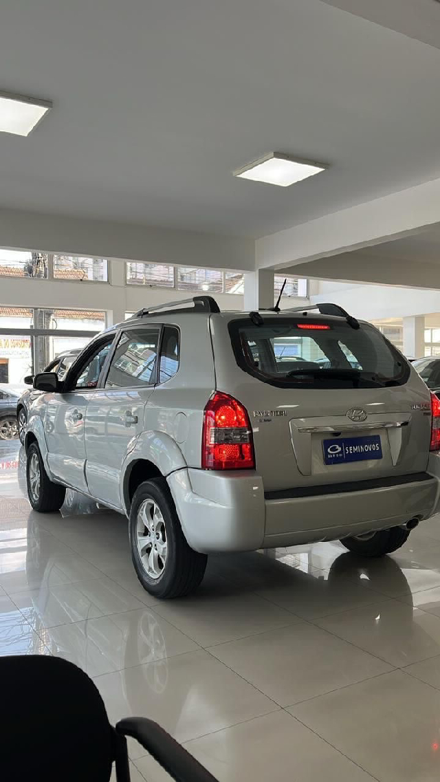 hyundai tucson 2.0 mpfi gls 16v 143cv 2wd flex 4p automatico 2015