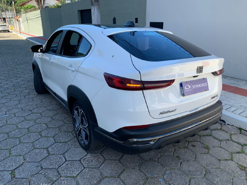 fiat fastback 1.3 turbo 270 flex limited edition at6 2023