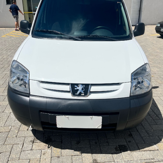 peugeot partner 1.6 furgao 800kg 16v flex 3p manual 2020