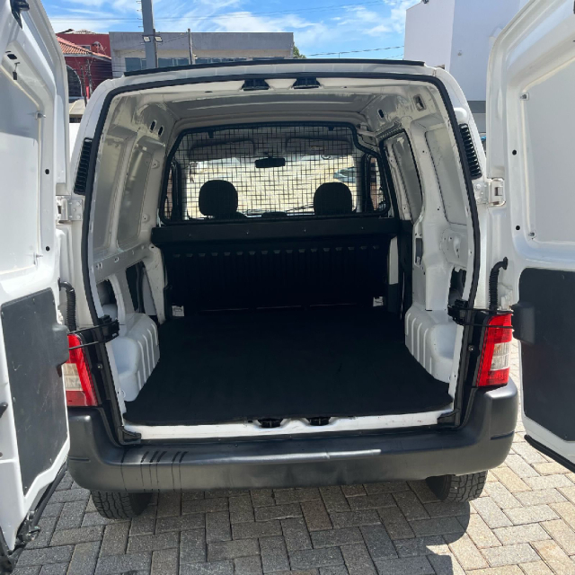 peugeot partner 1.6 furgao 800kg 16v flex 3p manual 2020