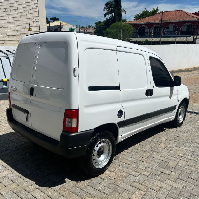 peugeot partner 1.6 furgao 800kg 16v flex 3p manual 2020