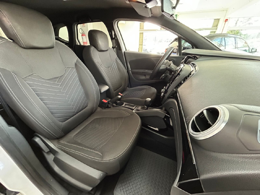 renault captur 1.6 16v sce flex life x-tronic 4p automatico 2022
