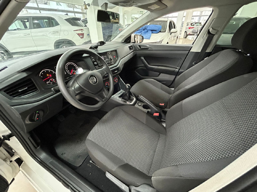volkswagen polo 1.0 mpi total flex manual 4p 2020