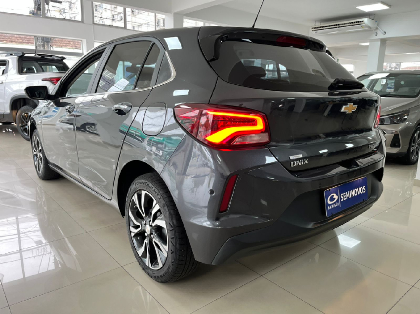 chevrolet onix 1.0 turbo flex premier automatico 4p 2025