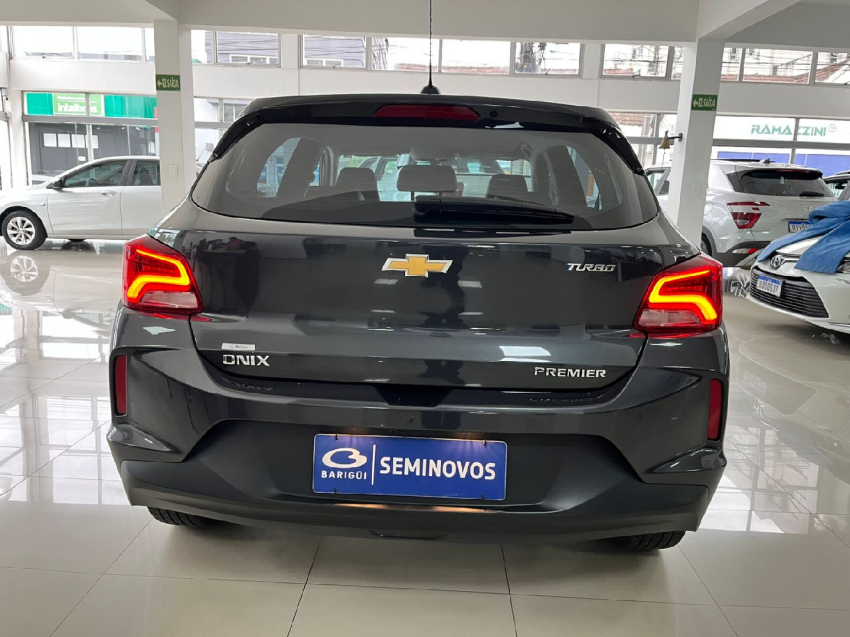 chevrolet onix 1.0 turbo flex premier automatico 4p 2025