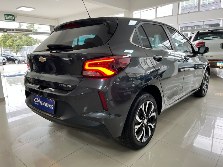 chevrolet onix 1.0 turbo flex premier automatico 4p 2025