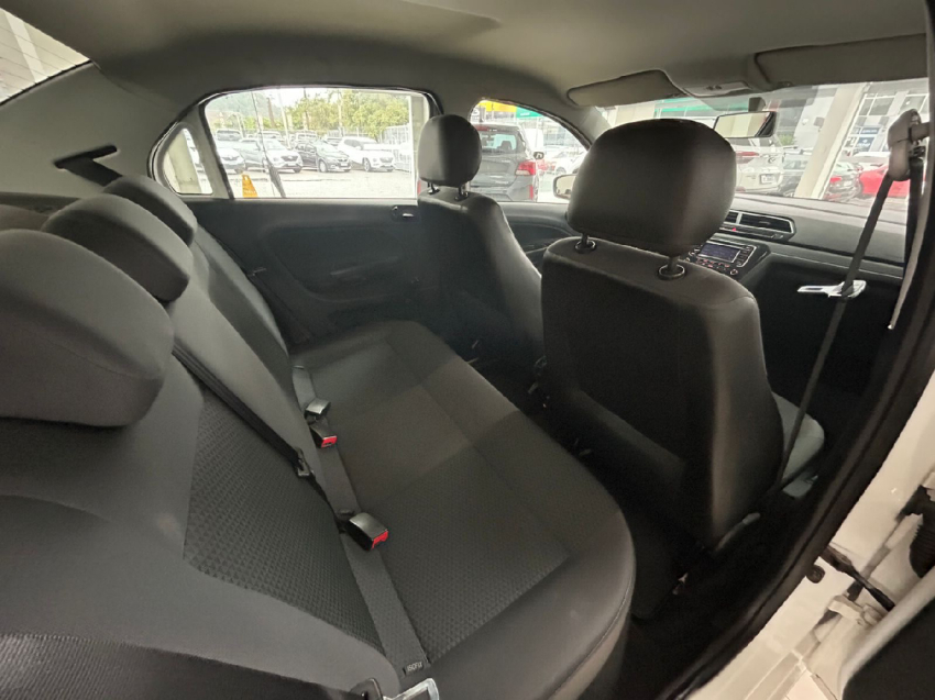 volkswagen voyage 1.0 12v mpi totalflex 4p manual flex 2023