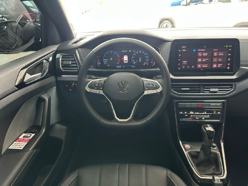 volkswagen t-cross 1.0 200 tsi total flex comfortline automatico 4p 2025