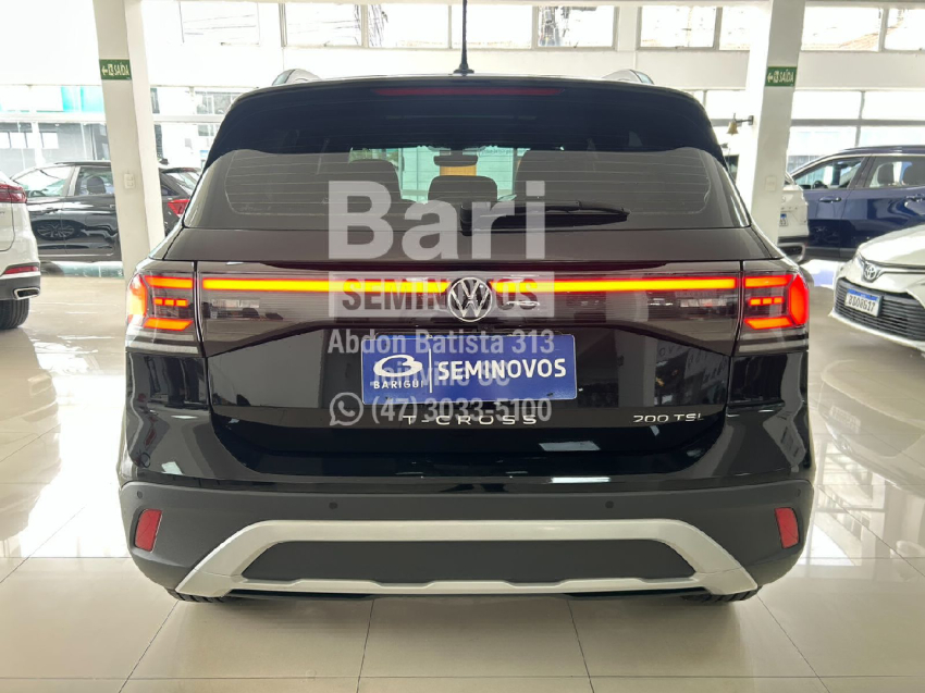 volkswagen t-cross 1.0 200 tsi total flex comfortline automatico 4p 2025