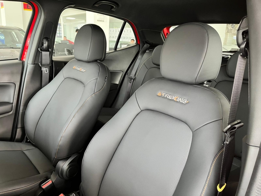 fiat argo 1.3 firefly flex trekking cvt 4p automatico 2026