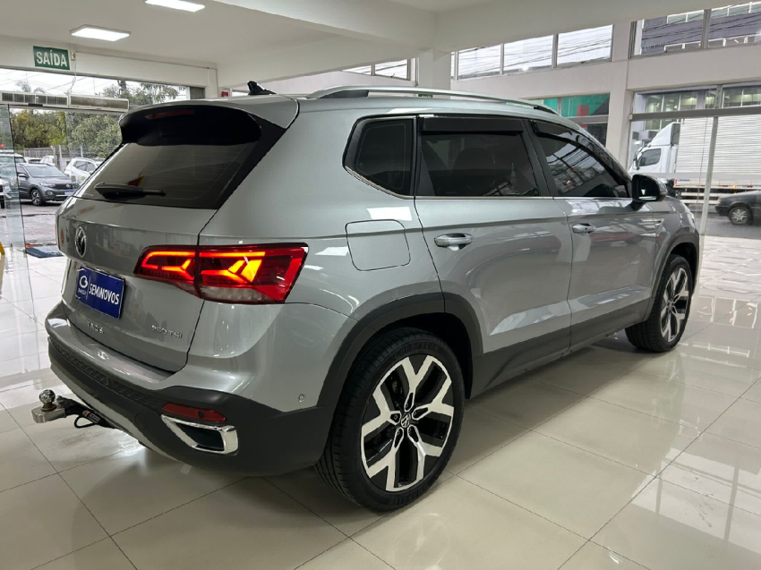 volkswagen taos 1.4 250 tsi total flex highline automatico 4p 2024