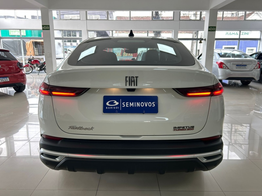 fiat fastback 1.0 turbo 200 flex impetus cvt 4p automatico 2023